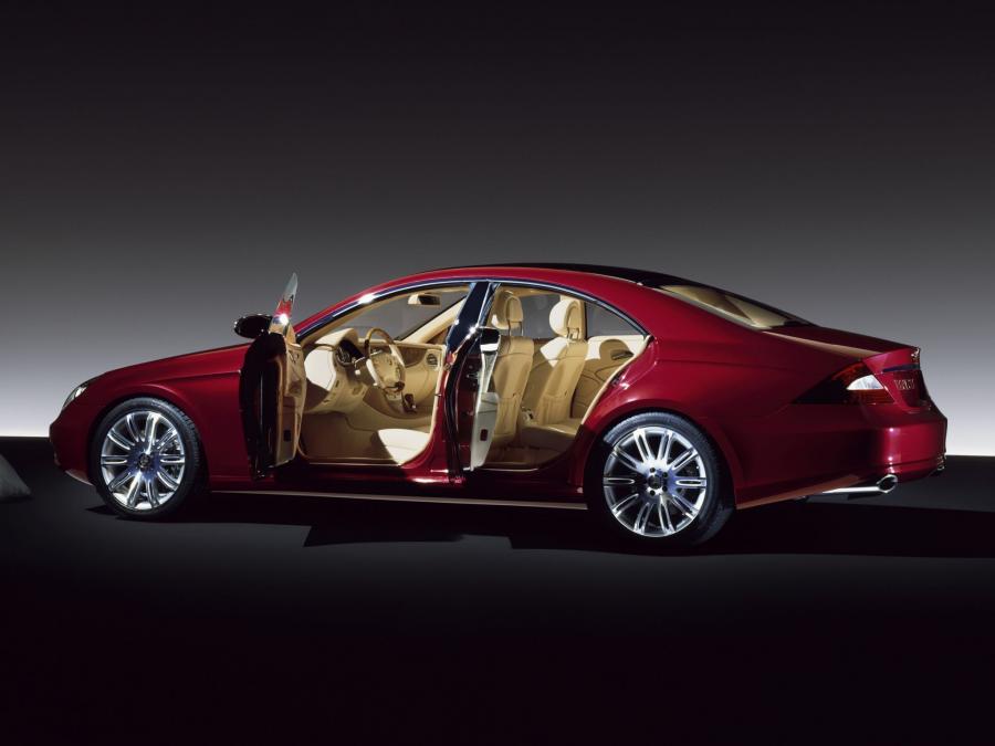  Mercedes-Benz Vision CLS-Class Concept 2003 года  (фото 7 из 37)